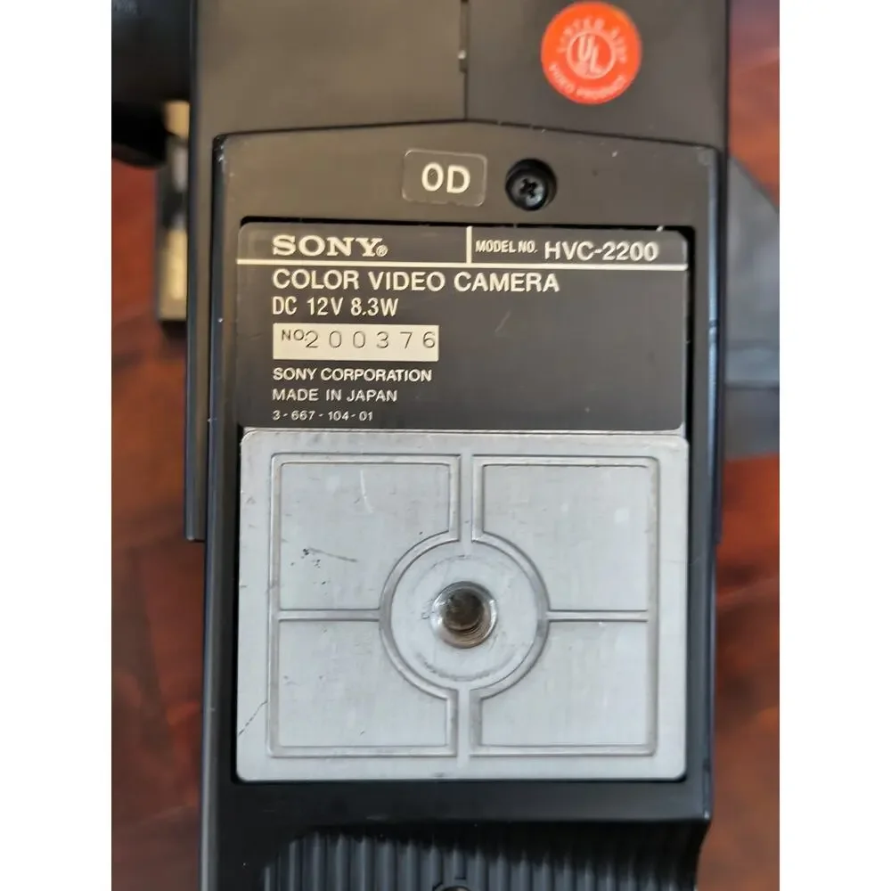 Vintage 1980 Sony HVC-2200 Trinicon Color Video Camera Bundle CMA-100 Case Works